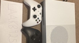 Good
													Xbox One S (2016) - White, 500 GB, photo 1 of 6