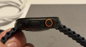 Mint
													Apple Watch Ultra 3 49mm - Unlocked, Black, A3281, photo 4 of 11