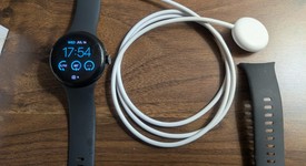 Good
													Google Pixel Watch 2 - Unlocked, Black, LTE, photo 3 of 8