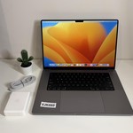 Good MacBook Pro 2021 - 16 inch - 512 GB, Gray, 16 GB, Apple M1 Pro 10-core