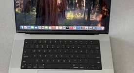 Good
													MacBook Pro 2021 - 16" - Apple M1 Pro 10-core, Gray, 512 GB, 16 GB, photo 2 of 17