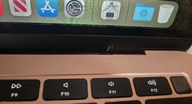 Fair
													MacBook Air 2019 - 13" - I5, Gold, 256 GB, 8 GB, photo 4 of 7