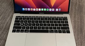 Good
													MacBook Pro 2017 (No Touch Bar) - 13" - I5, Silver, 128 GB, 16 GB, photo 1 of 3
