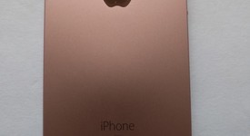 Mint
													Apple iPhone SE 1st Gen 2016 - Metro by T-Mobile, Rose Gold, 32 GB, A1662, photo 3 of 6