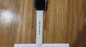 Fair
													Apple Watch SE 2nd Gen 44mm - Silver, A2723 - GPS, Aluminum, photo 2 of 7
