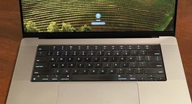 Good
													MacBook Pro 2021 - 16" - Apple M1 Pro 10-core, Gray, 512 GB, 16 GB, photo 1 of 10