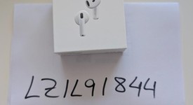 New
													Apple AirPods 4th Gen - Active Noise Cancellation, photo 1 of 2