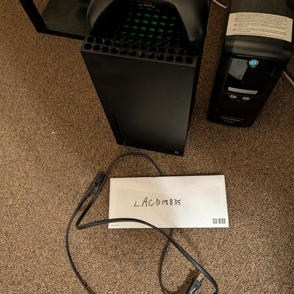 Xbox Series X (2020) - 1 TB, Black, standard