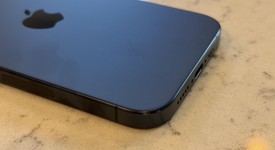 Good
													Apple iPhone 15 Pro - Unlocked, Blue, 256 GB, A2848, photo 4 of 7