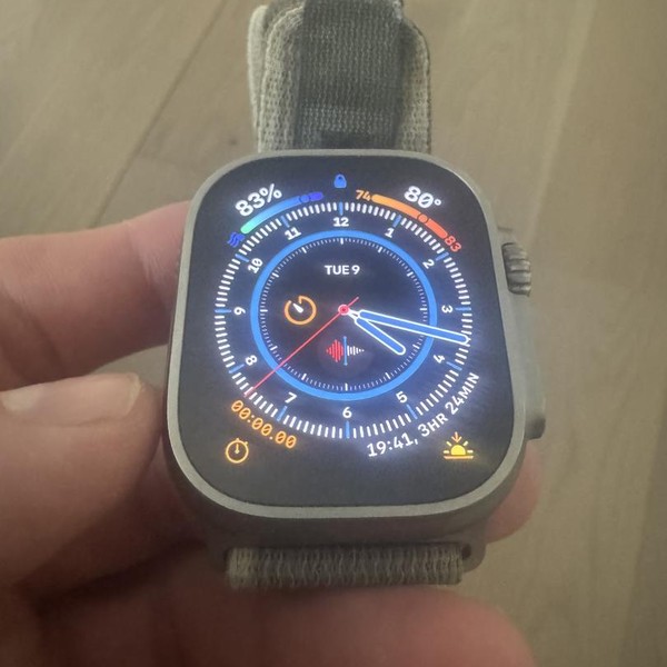 Apple Watch Ultra 2 49mm - Verizon, Natural, A2986