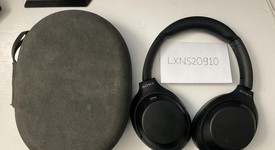 Used
													Sony WH-1000XM4 - Black, photo 5 of 10