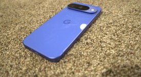 Mint
													Google Pixel 10 - Unlocked, Indigo, 128 GB, GLBW0, photo 4 of 8