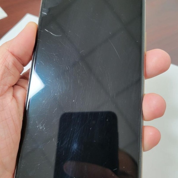 Apple iPhone 11 Pro Max - Unlocked, 64 GB, Gold, A2161