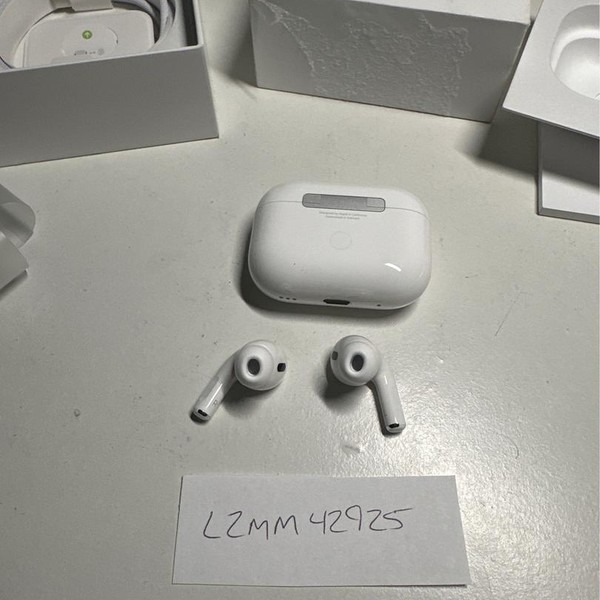 Apple AirPods Pro 2 - USB-C