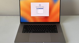 Mint
													MacBook Pro 2023 - 16" - Apple M2 Max, Gray, 512 GB, 32 GB, photo 1 of 9