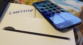 Mint
													Apple iPhone Air - Unlocked, Space Black, 256 GB, A3260, photo 5 of 9