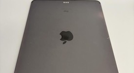 Fair
													Apple iPad Pro 11" 2018 - Unlocked, Gray, 256 GB, A2013, photo 3 of 8