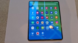 Good
													Samsung Galaxy Z Fold3 5G - Unlocked, Silver, 256 GB, 12 GB, SM-F926U1, photo 2 of 4