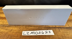 New
													Apple Watch Series 11 42mm - Jet Black, A3331 - GPS, Aluminum, photo 3 of 4