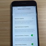 Good Apple iPhone SE 2nd Gen 2020 - Unlocked, 64 GB, Black, A2275