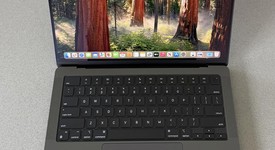 Mint
													MacBook Pro 2024 - 14" - Apple M4, Space Black, 512 GB, 16 GB, photo 3 of 16