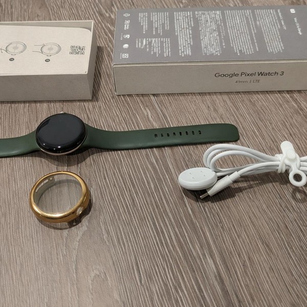 Google Pixel Watch 3 - Unlocked, Gold, 41mm, LTE