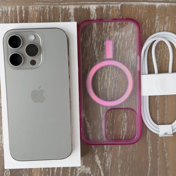 Apple iPhone 16 Pro - Unlocked, 1 TB, Natural, A3083