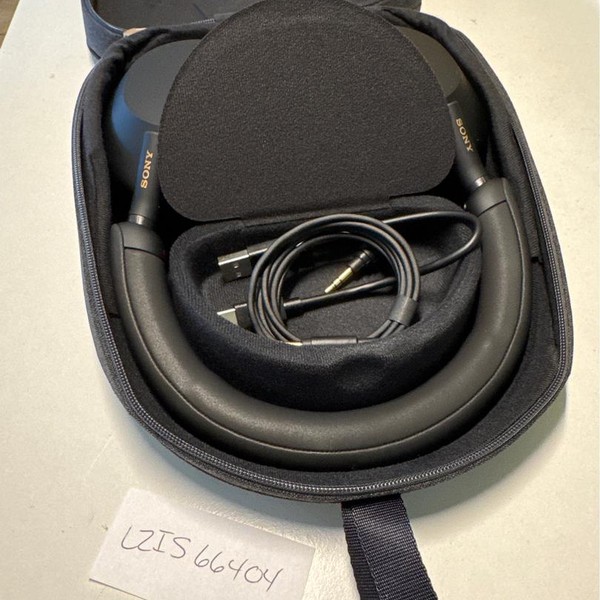 Sony WH-1000XM5 - Black