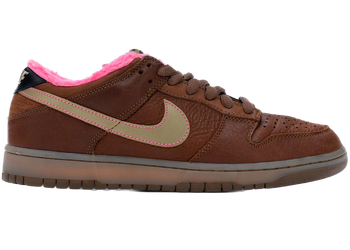 Nike SB Dunk Low Gibson Guitar Case for sale