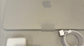 Mint
													MacBook Air 2025 (M4) - 13" - Apple M4, Starlight, 256 GB, 16 GB, photo 2 of 9