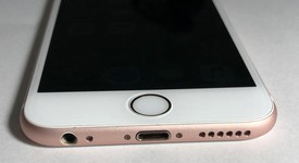 Mint
													Apple iPhone 6S - Unlocked, Rose Gold, 64 GB, A1688, photo 4 of 39
