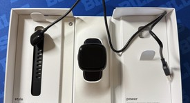 Good
													Fitbit Versa 4 - Graphite, photo 4 of 9