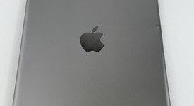 Fair
													Apple iPad Air - Unlocked, Gray, 16 GB, photo 3 of 7