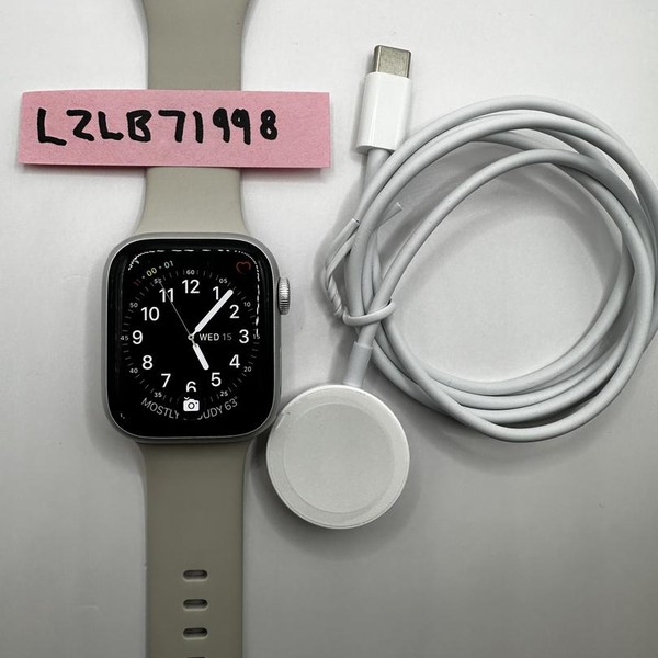 Apple Watch Series 8 41mm - Unlocked, Silver, A2772 - Cellular, Aluminum