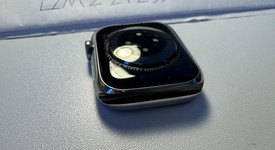 Good
													Apple Watch Series 7 41mm - Unlocked, Silver, A2475 - Cellular, Stainless, photo 4 of 9