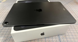 Mint
													Apple iPad Air 5th Gen - Wi-Fi, Gray, 64 GB, A2588, photo 5 of 7