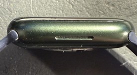 Good
													Apple Watch Series 7 45mm - Unlocked, Green, A2477 - Cellular, Aluminum, photo 5 of 5