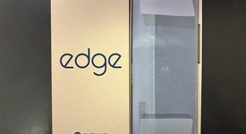Mint
													Motorola Edge (2024) - Unlocked, Midnight Blue, 256 GB, 8 GB, photo 3 of 5