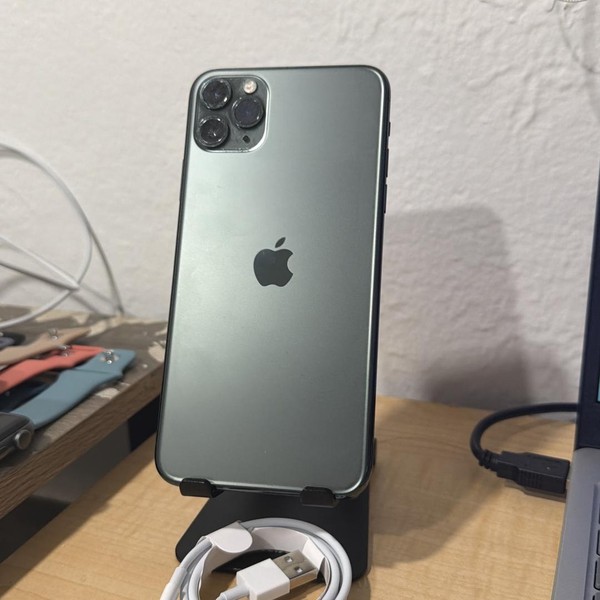 Apple iPhone 11 Pro Max - Unlocked, 64 GB, Green, A2161