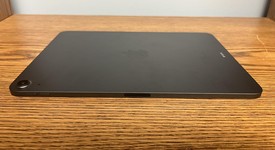Mint
													Apple iPad Air 5th Gen - Wi-Fi, Gray, 64 GB, A2588, photo 5 of 9