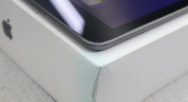Good
													Apple iPad 9th Gen - Unlocked, Gray, 64 GB, A2603, photo 4 of 14