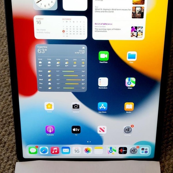 Apple iPad Pro 12.9 inch 5th Gen 2021 - Unlocked, 128 GB, Gray