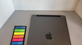 Good
													Apple iPad 9th Gen - Unlocked, Gray, 256 GB, A2603, photo 3 of 5