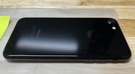 Good
													Apple iPhone 7 - Unlocked, Jet Black, 128 GB, A1660, photo 4 of 12