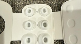 Used
													Apple AirPods Pro 1st Gen - MagSafe Case, photo 2 of 8