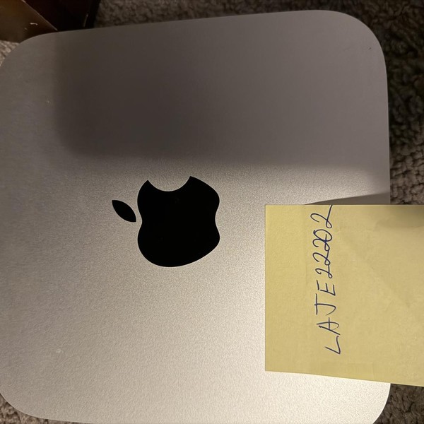 Mac mini 2020 - 256 GB, Silver, 16 GB, Apple M1
