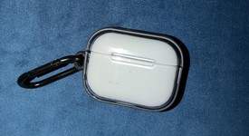 Used
													Apple AirPods Pro 2 - USB-C, photo 2 of 6