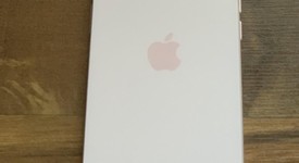 Mint
													Apple iPhone 15 - Unlocked, Pink, 128 GB, A2846, photo 3 of 12