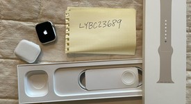 New
													Apple Watch Series 8 41mm - Unlocked, Starlight, A2772 - Cellular, Aluminum, photo 3 of 11
