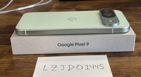 Mint
													Google Pixel 9 - Unlocked, Wintergreen, 128 GB, 12 GB, G2YBB, photo 4 of 12